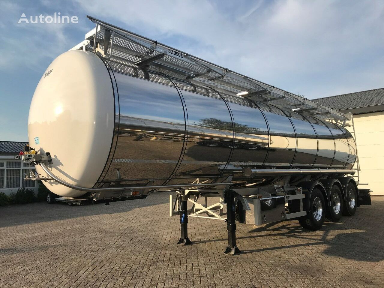 nový potravinářská cisterna LAG 3xDRUCKTANK/1-KAMMER-32000 liter