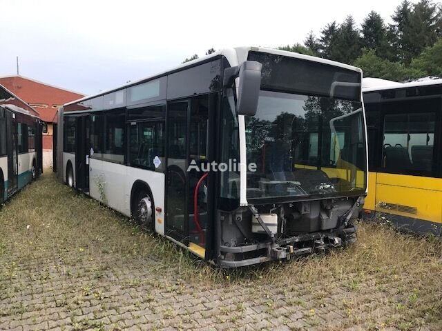 kloubový autobus Mercedes-Benz Citaro O530 pro díly