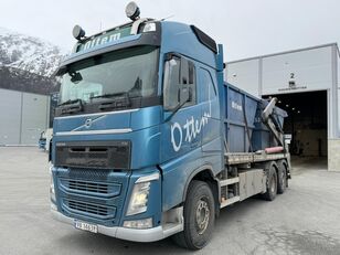 náklaďák ramenový nosič kontejnerů Volvo FH540