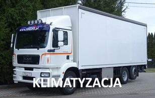 nákladní vozidlo plachta MAN TGM 26.290 Euro 5 firanka z dużą windą oś podnoszona Sprowadzony