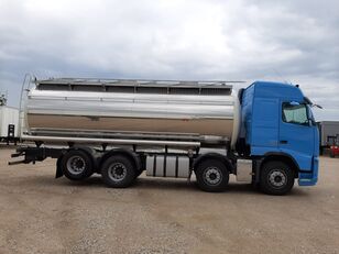 nové nákladní vozidlo na převoz mléka Volvo SANTI