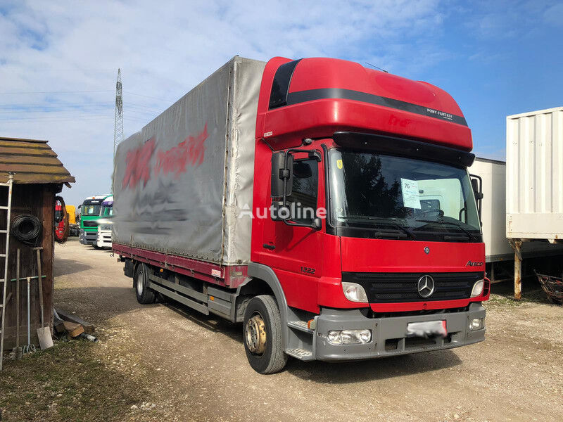 nákladní vozidlo plachta Mercedes-Benz Atego 815